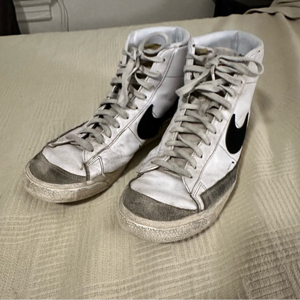 Nike Blazer Mid ‘77 white-black mid-tops